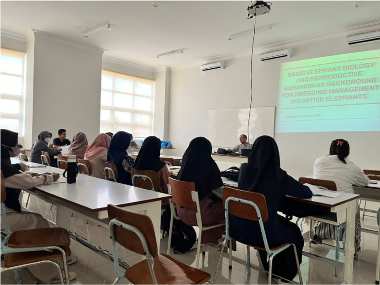 Public lecture by Dr. Christopher Stremme, Veterinarian from Germany for class IC-BVM.